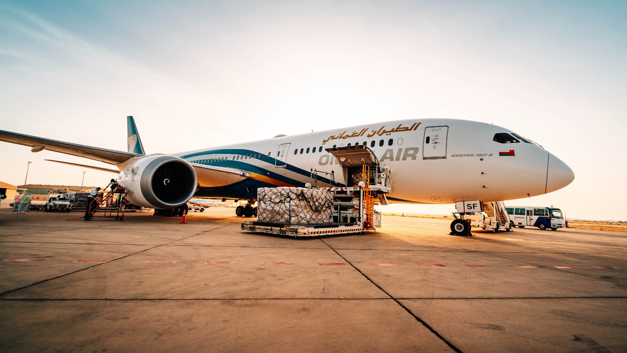 26 ألفًا و382 رحلة دولية قادمة ومغادرة عبر مطارات سلطنة عمان حتى نهاية يونيو 2022م