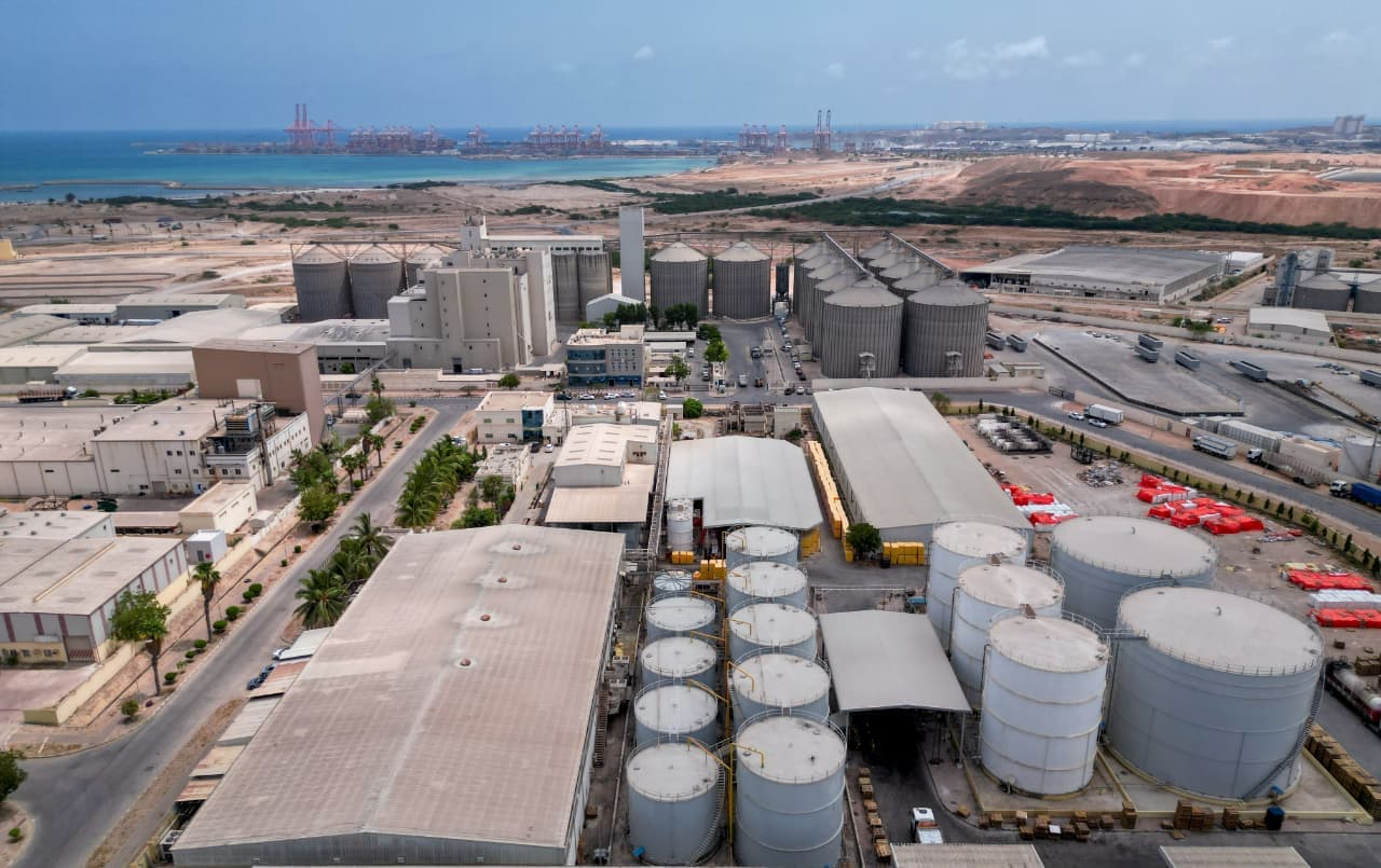 Non-oil growth supports GDP stability